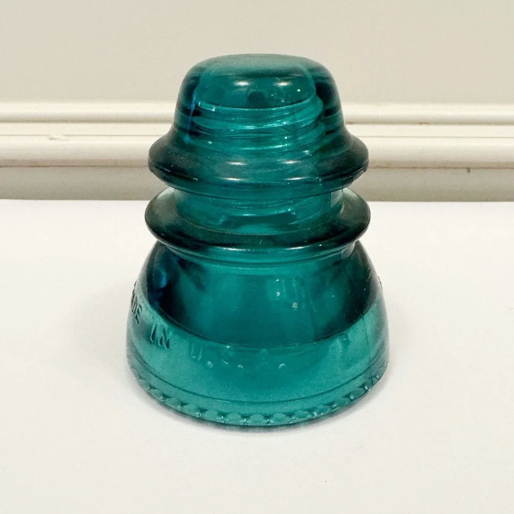 Hemingway No 42 Glass Insulator Vintage Antique, Aqua Blue,‎ 4-inch